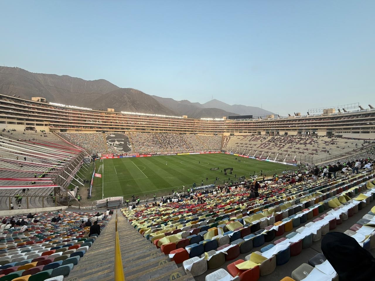 Mistérios envolvendo esqueletos e múmias: estádio da final da Libertadores revela segredos subterrâneos