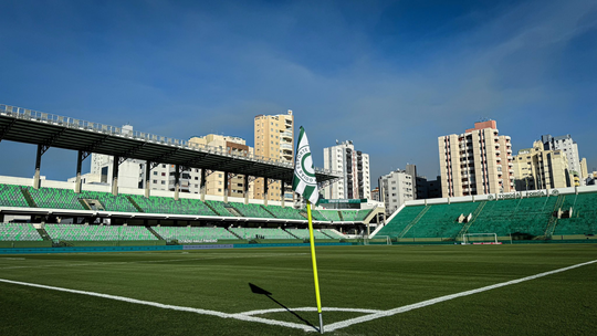 Goiás x Paysandu: onde assistir ao vivo, horário e escalações - Foto: (Comunicação/GEC)