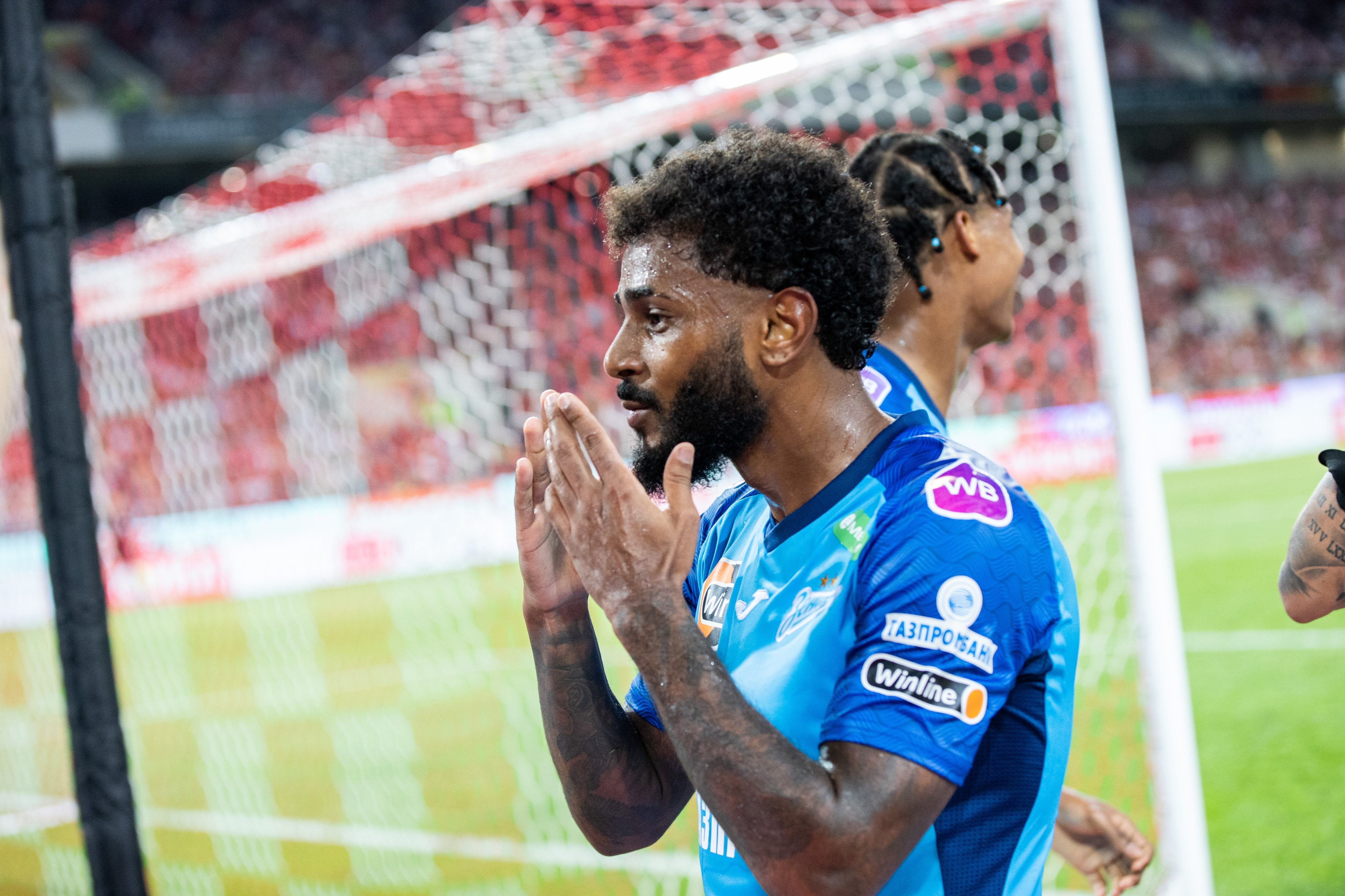 Botafogo volta atrás na contratação do volante Wendel, do Zenit