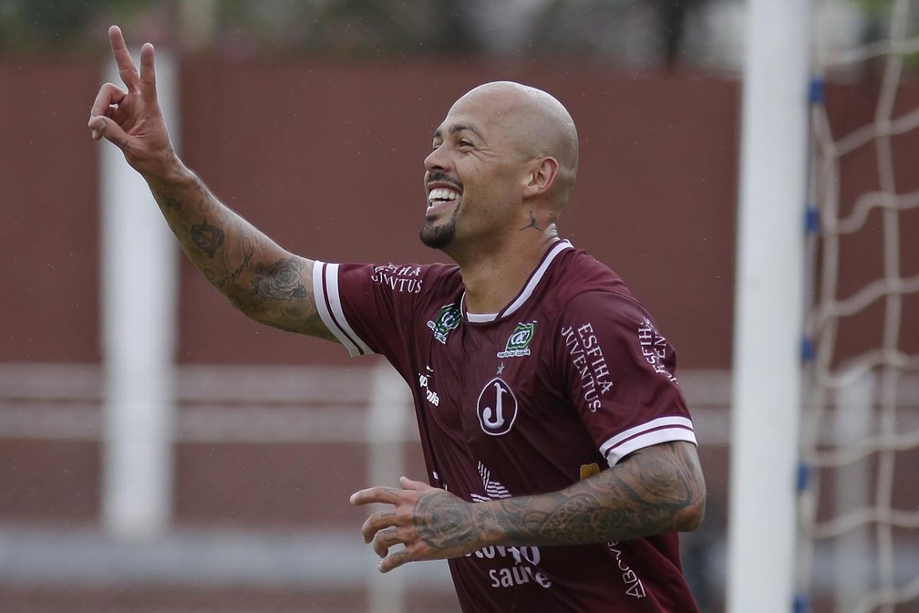 Cristian, ex-Corinthians, é anunciado pelo Juventus da Mooca