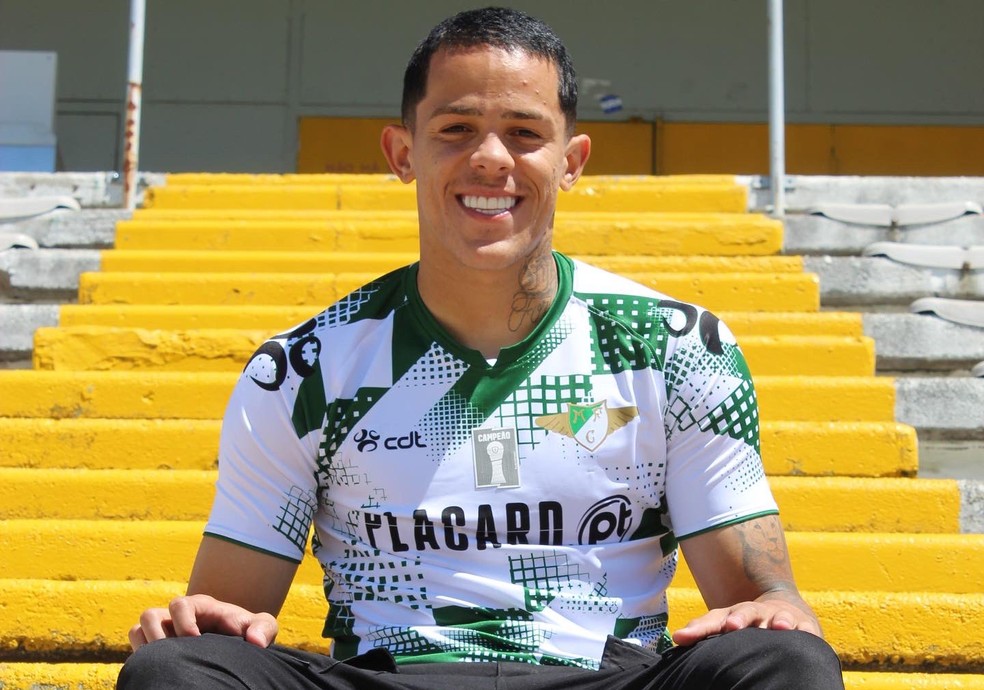 Wallisson, ex-Cruzeiro, é anunciado pelo Moreirense — Foto: Divulgação/Moreirense