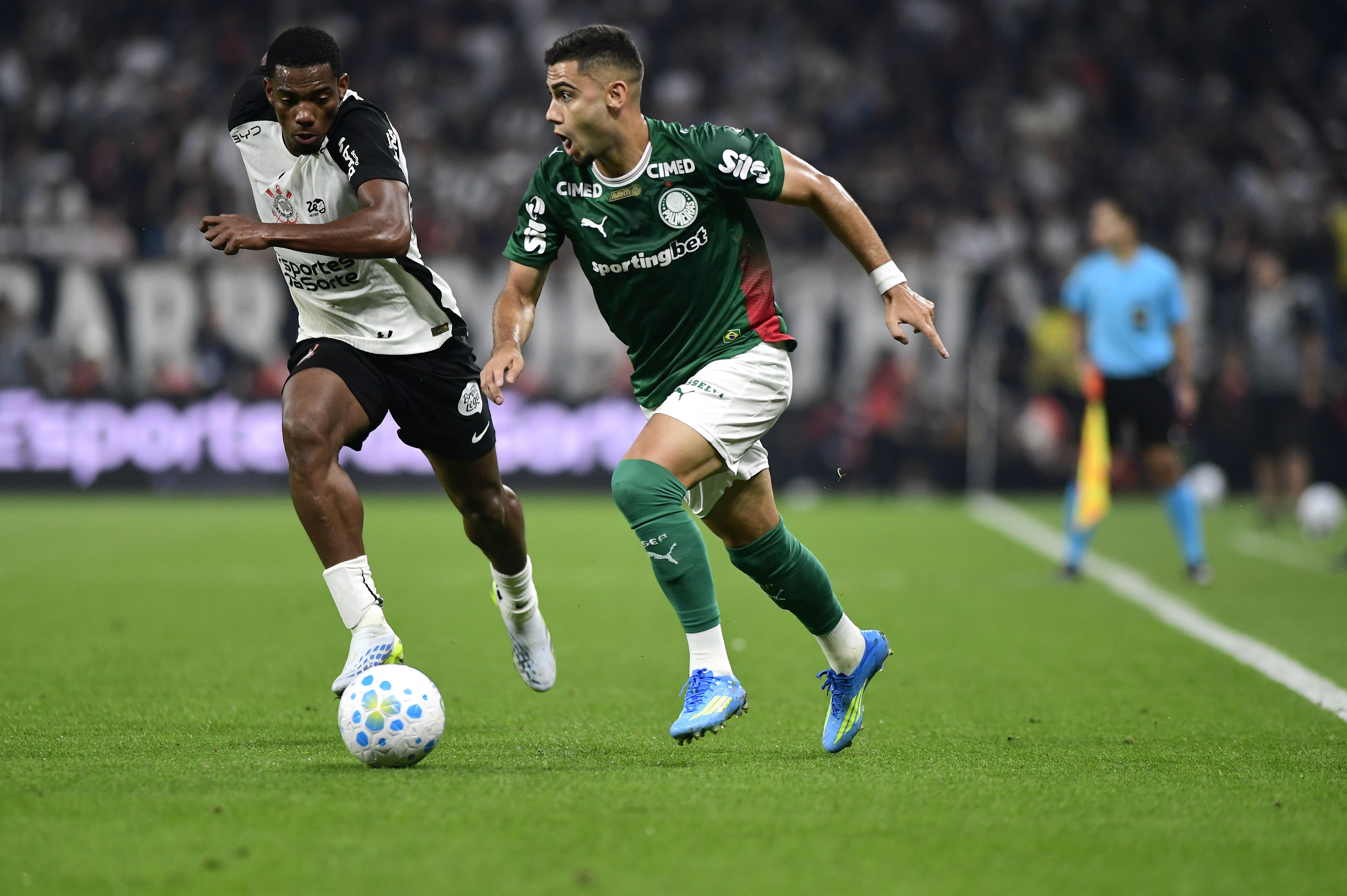 Análise do VAR: Implicações das Expulsões em Corinthians x Palmeiras