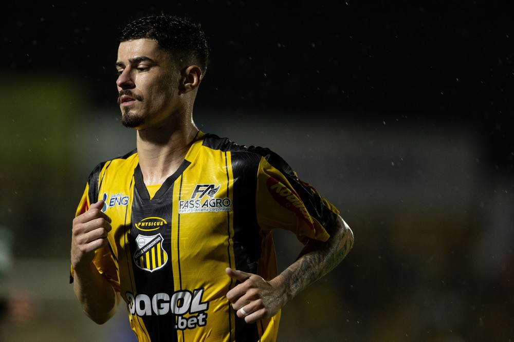 Palmeiras recusa sondagens e mantém empréstimo de Rômulo ao Novorizontino