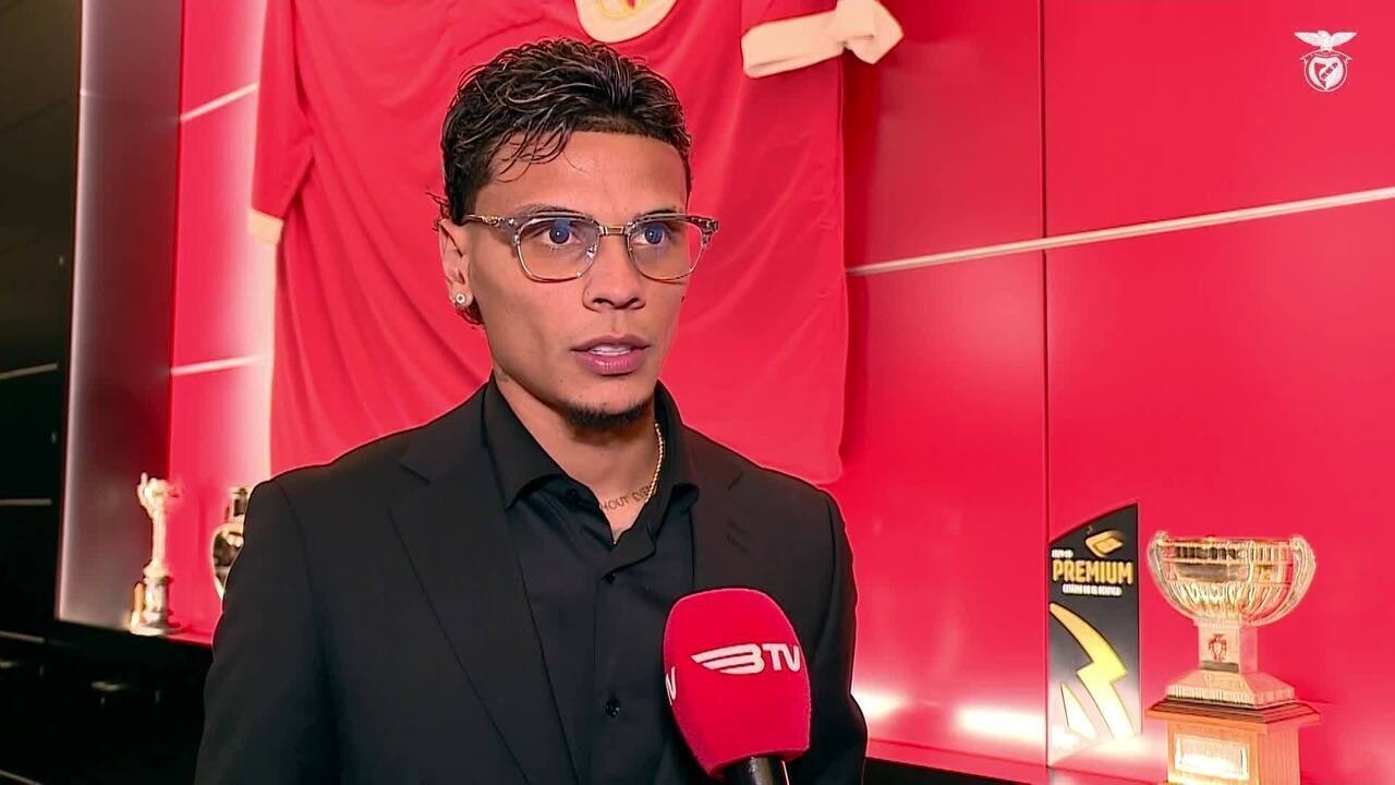 Al-Ittihad anuncia a contratação de Richard Ríos, ex-Palmeiras
