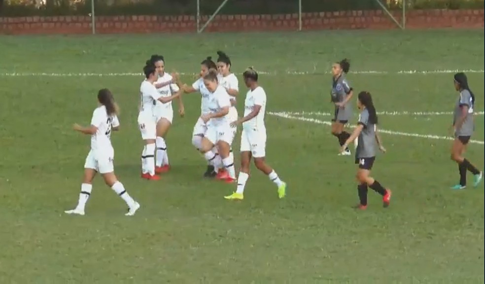 Santos goleia o São José pelo Campeonato Paulista Feminino