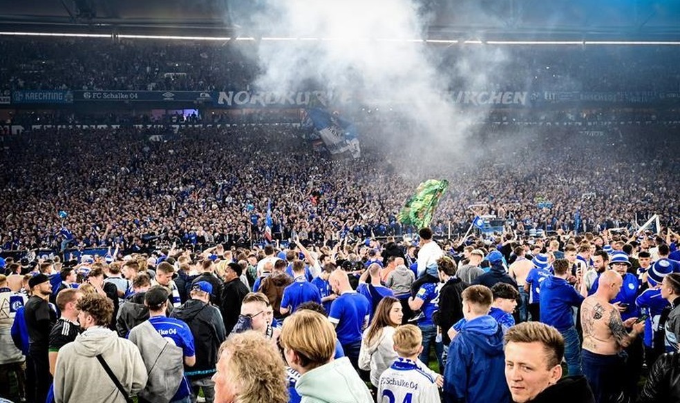 Schalke 04 sofre seu segundo revés em três jogos disputados na 2. Bundesliga  - Alemanha Futebol Clube