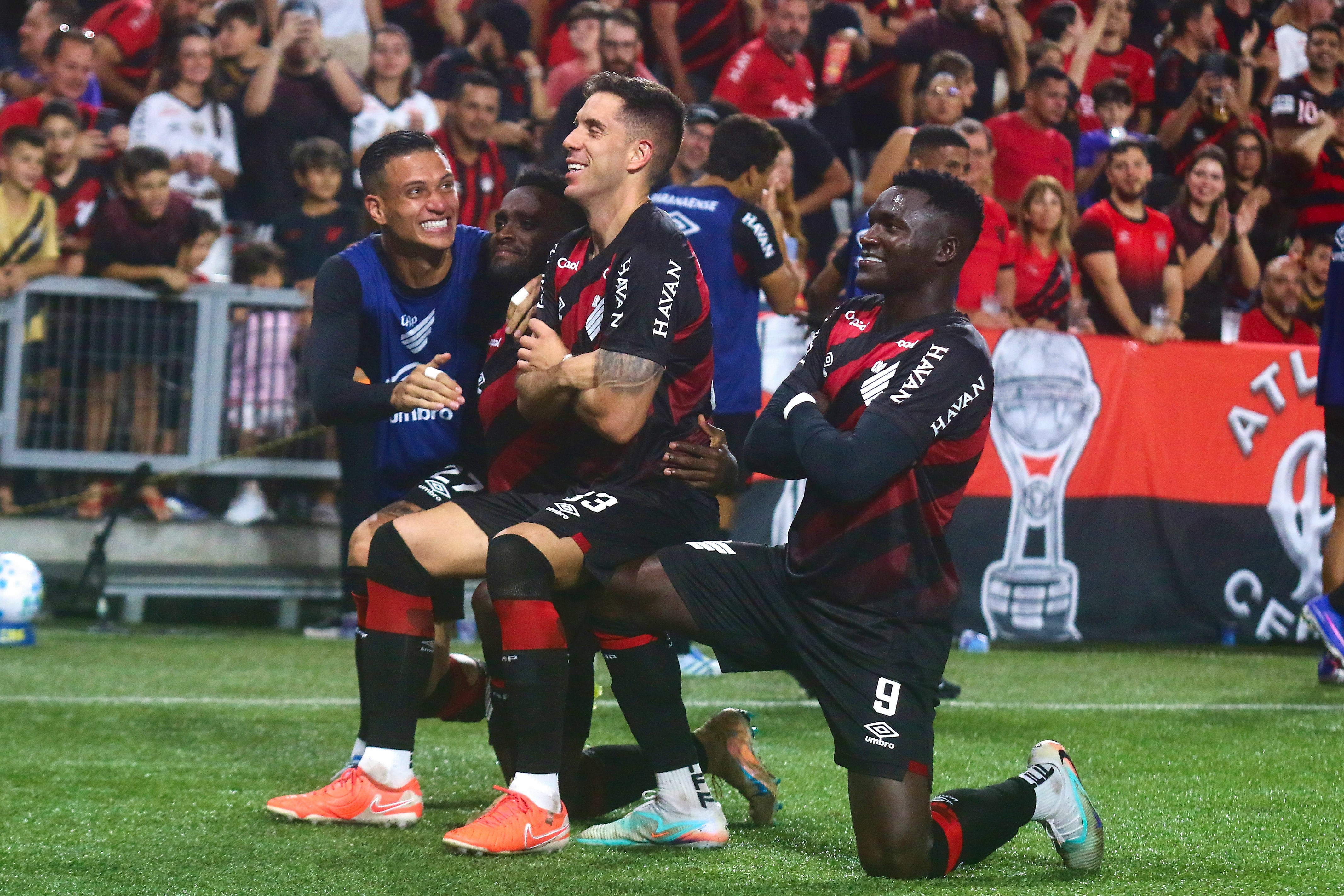 Athletico faz jogo de inteligência e comprometimento; análise