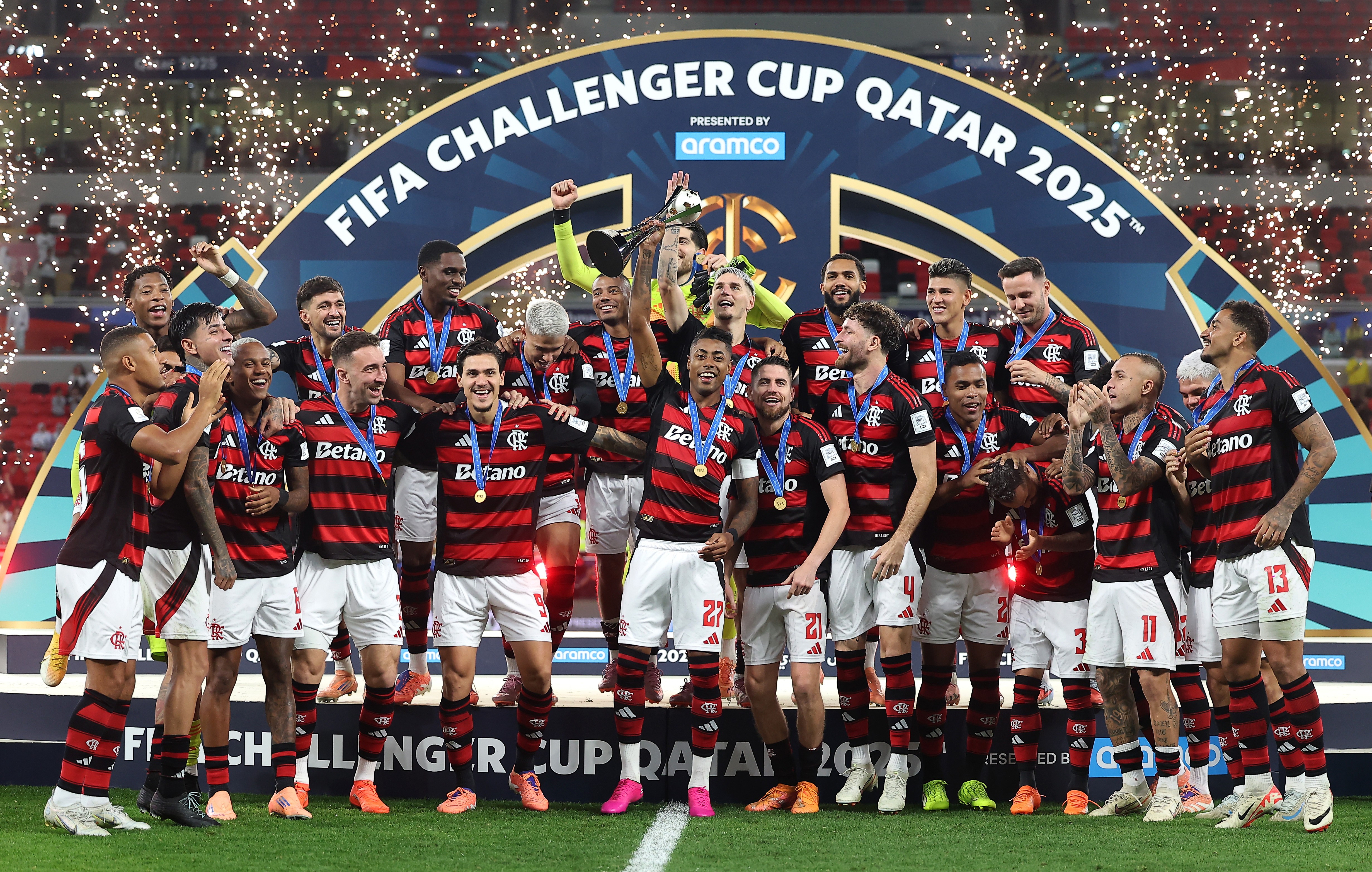 Flamengo comemora conquistas passadas e desafia PSG: Queremos recuperar o mundo