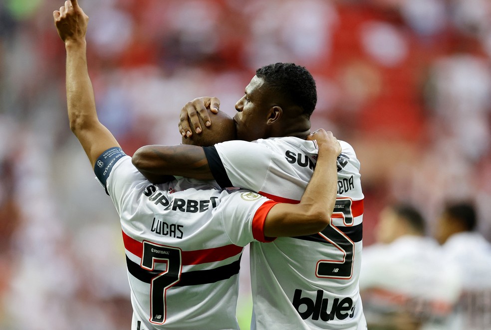 São Paulo x Corinthians gol Arboleda — Foto: Ueslei Marcelino/Reuters