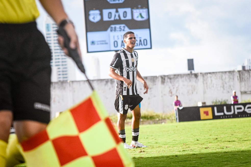 Thiaguinho tem brilhado com a camisa do Treze e é o destaque do time que segue invicto na Série D — Foto: Daniel Vieira/Treze