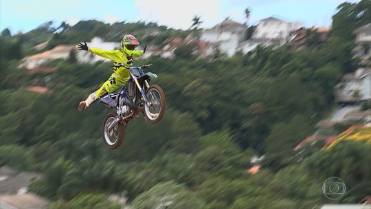 Tradição: conheça quatro geraçõesbookmaker nbauma família apaixonada pelo motocross  - Programa: Jornal Nacional 