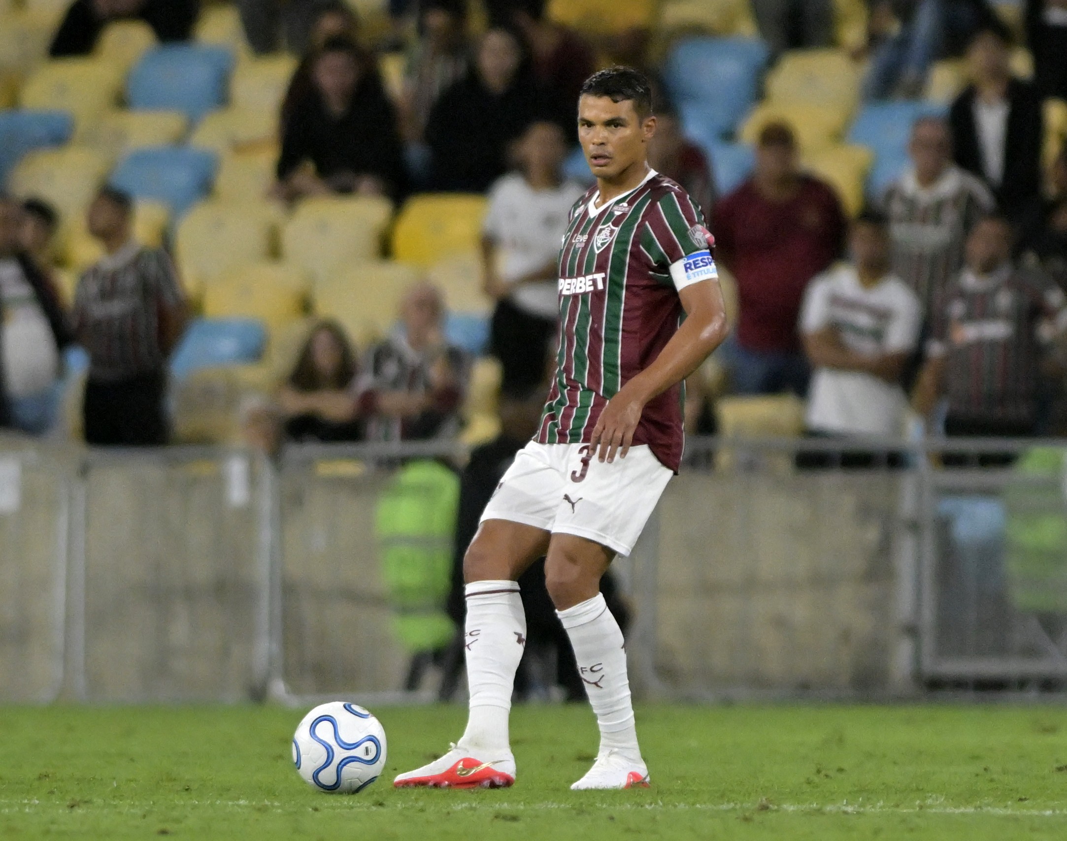 Thiago Silva admite má fase do Fluminense e cobra responsabilidade em empate na Libertadores
