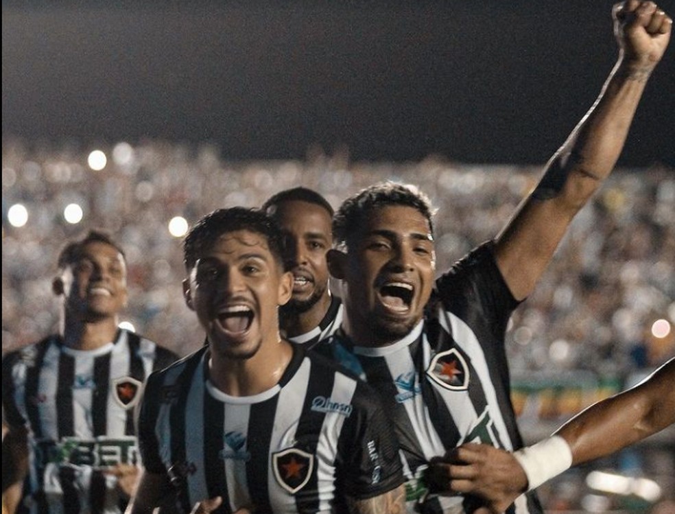 Mesmo tendo sido derrotado pelo Paysandu, Botafogo-PB ainda tem controle  sobre seu destino e pode alcançar a Série B - Polêmica Paraíba - Polêmica  Paraíba