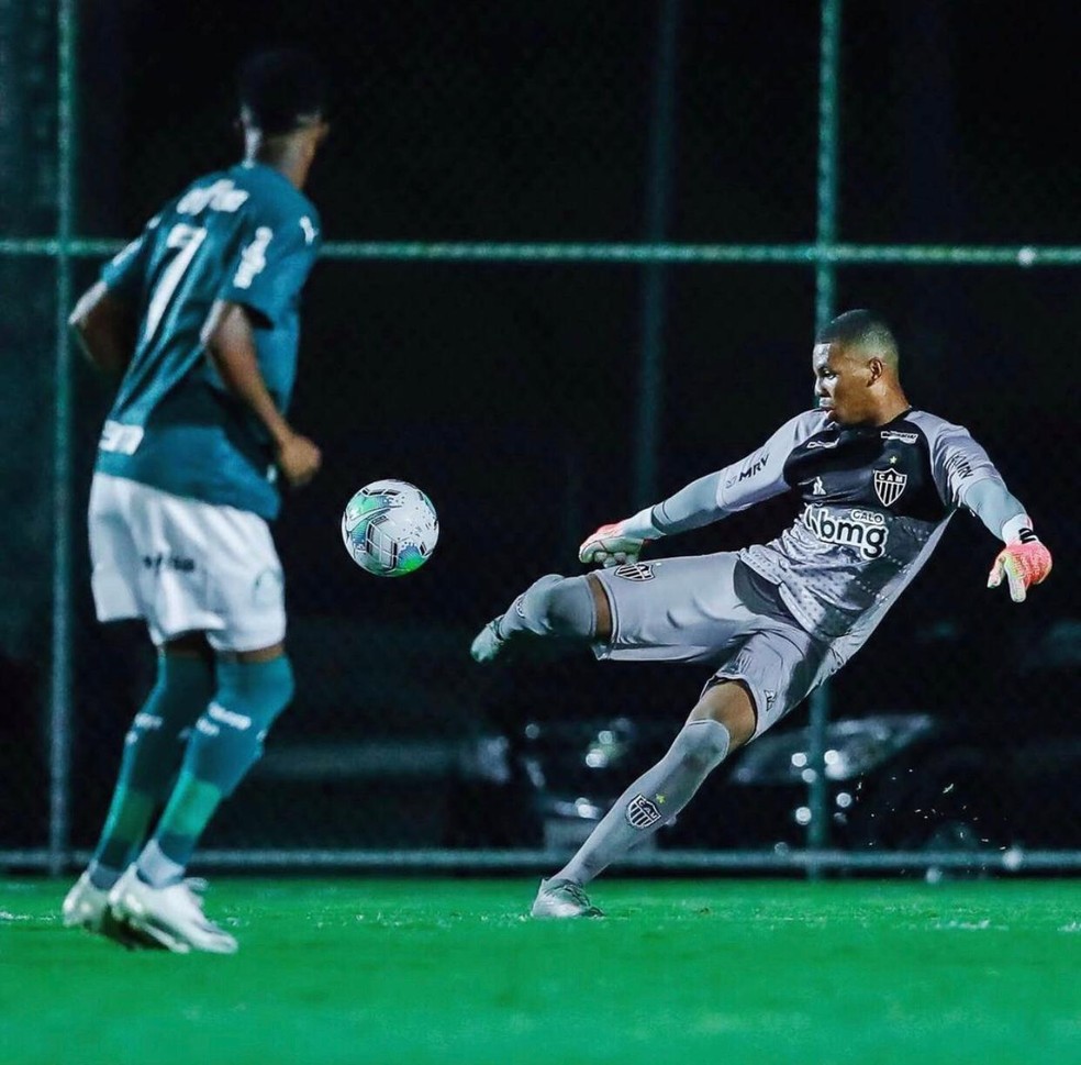 Gabriel Átila em ação pelo Atlético-MG — Foto: Reprodução/Instagram
