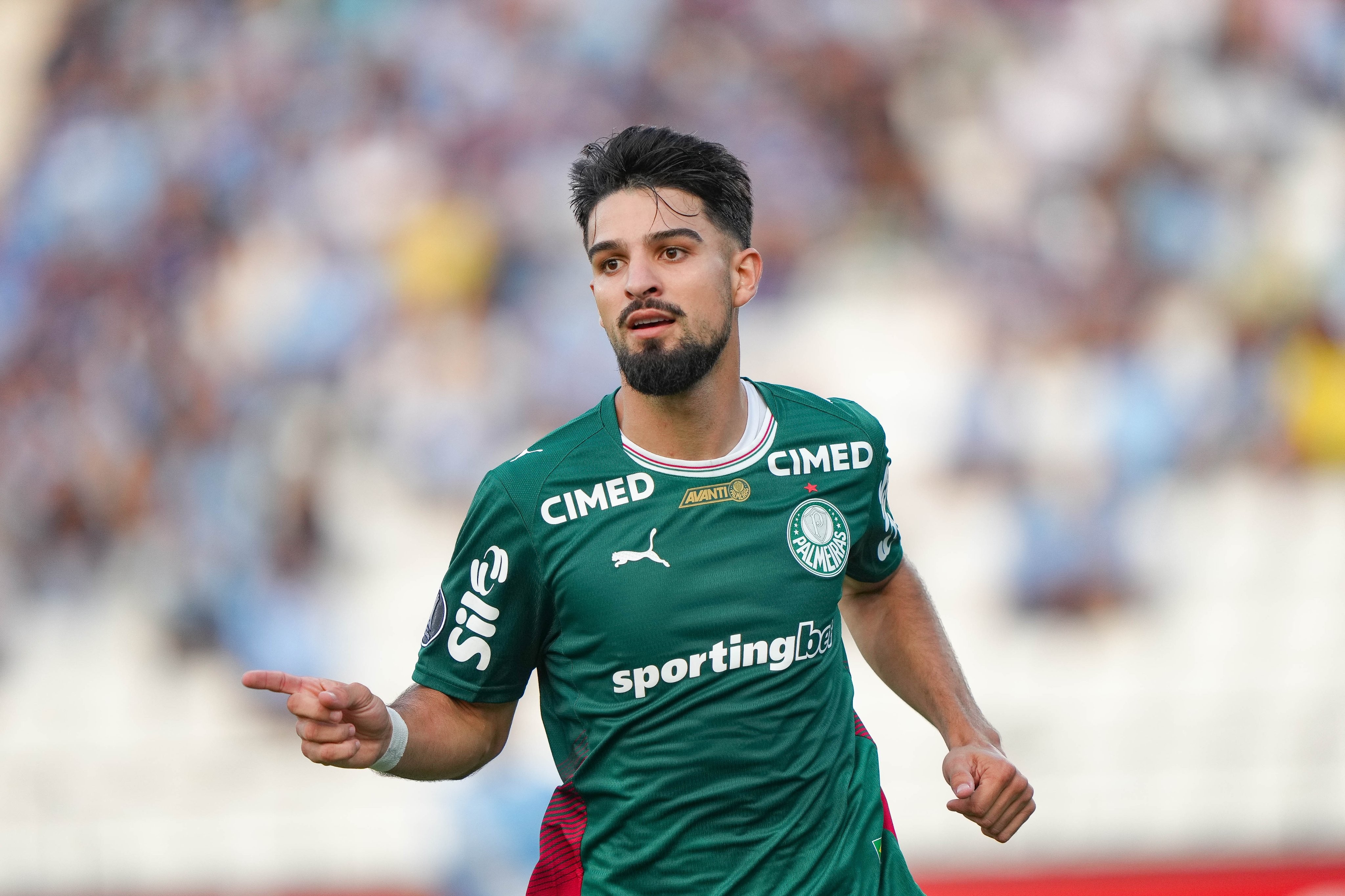 Flaco López brilha e leva o Palmeiras à vitória expressiva sobre o Sporting Cristal