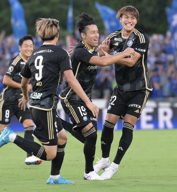 Clássicos terminam empatados na J.League e Machida comemora | Ge