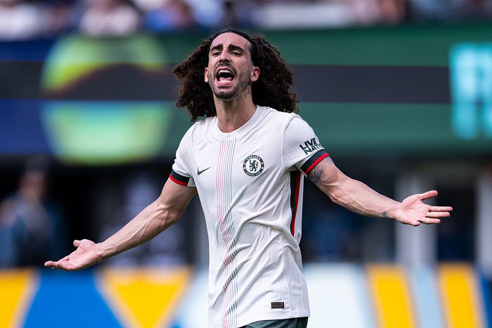 Cucurella — Cucurella promete tatuar