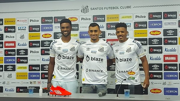 Corinthians acerta renovação com trio do feminino para 2023 e terá