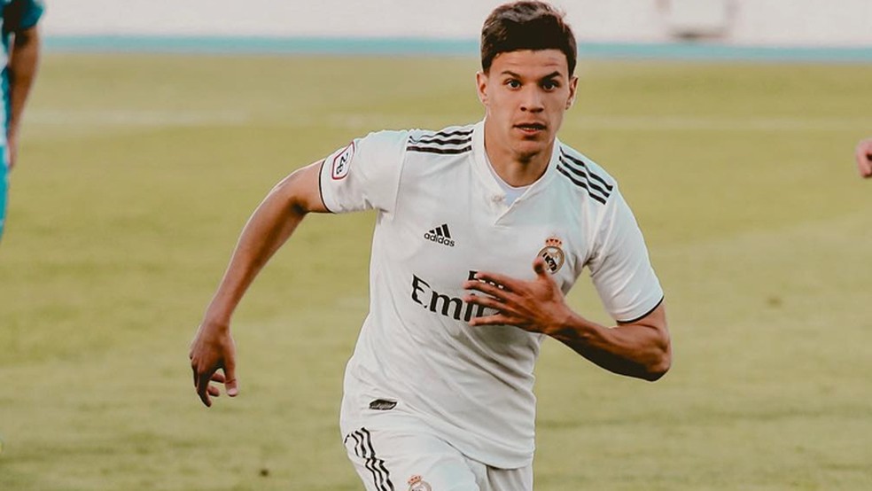 Galván jugando con el equipo B del Real Madrid