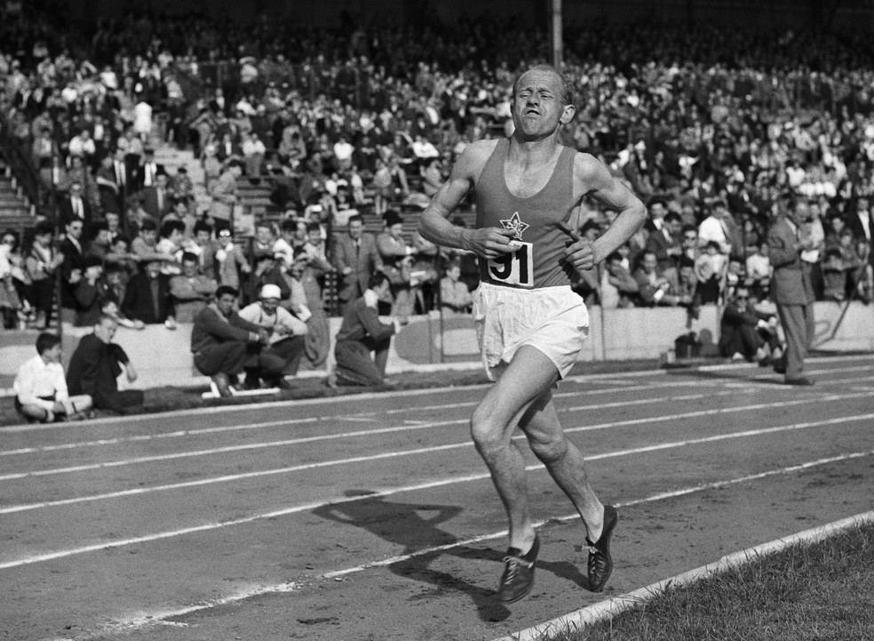 Emil Zatopek, a Locomotiva Humana — Foto: Universal/Corbis/VCG via Getty Images