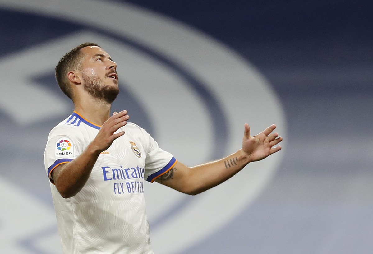 Vibrant Hazard Deixa Conselho A Vinícius Sobre O Festejo Polémico Contra O Benfica View Collection