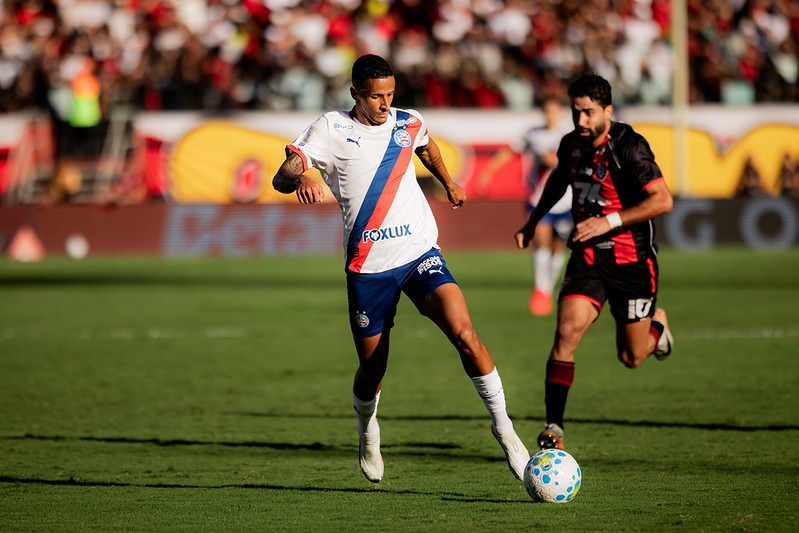 Duas táticas em uma: entenda novo sistema de jogo híbrido usado por Rogério Ceni no Bahia