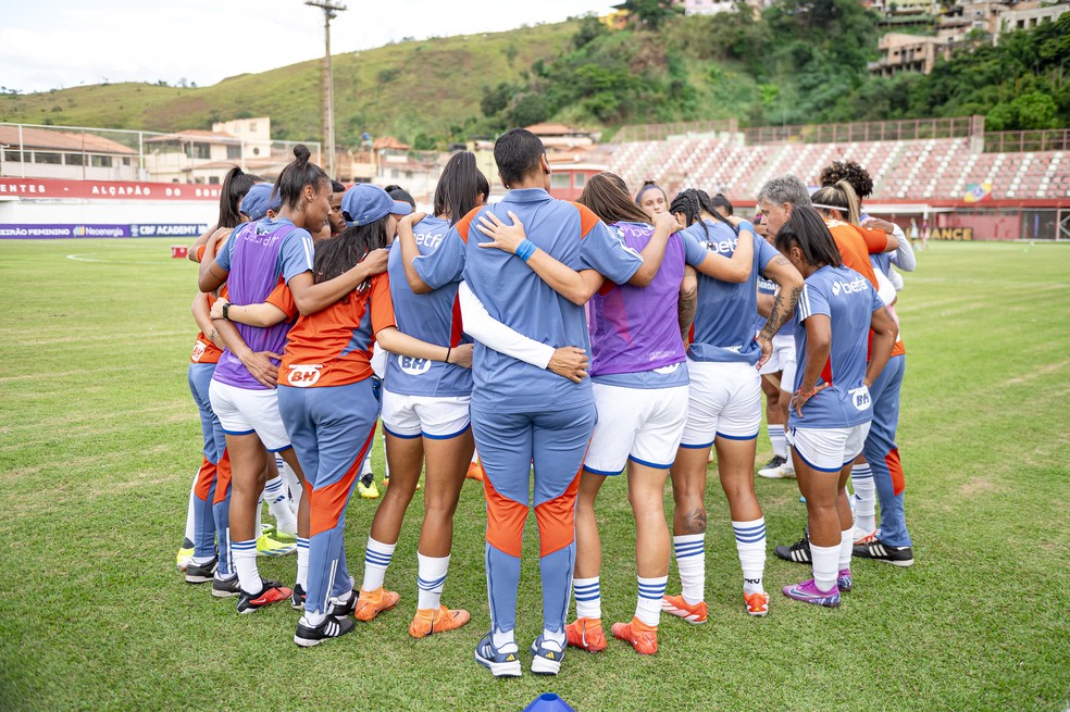 Time feminino do Cruzeiro — Foto: Staff Images / Cruzeiro