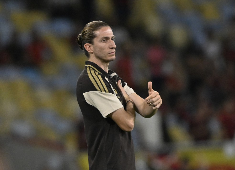 Filipe Luís em Flamengo x Sampaio Corrêa — Foto: André Durão