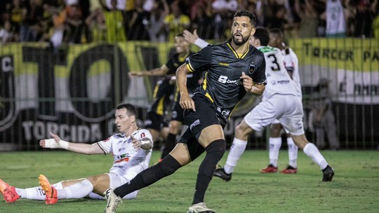 Heliardo marca e Volta Redonda sai na frente do Athletic na briga pelo título - Foto: (Raphael Torres/VRFC)