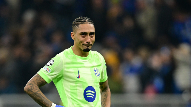 Raphinha emocionado após eliminação do Barcelona, pela Champions