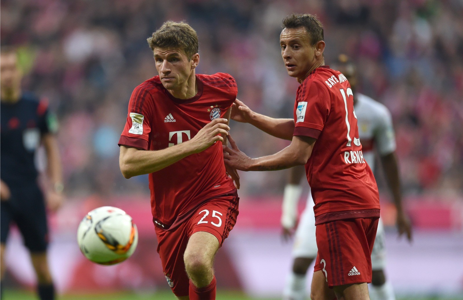 Rafinha Ignora Ligações de Müller e Acredita no Triunfo do Flamengo sobre Bayern
