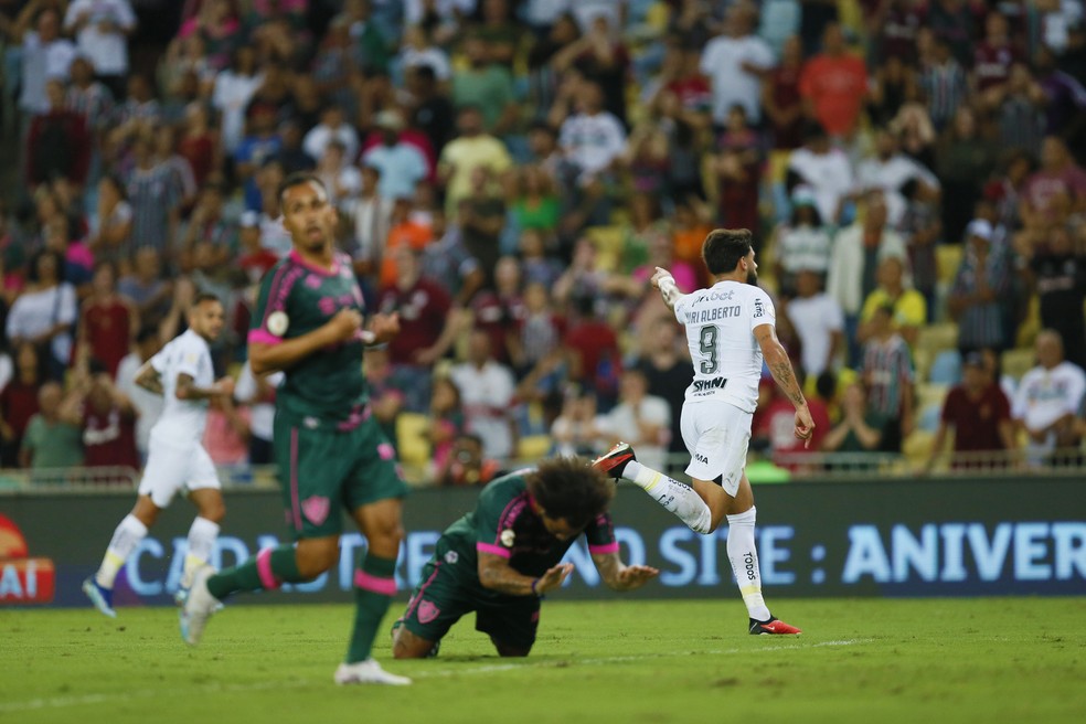 Fluminense x Corinthians, gol de Yuri Alberto — Foto: Andre Durao