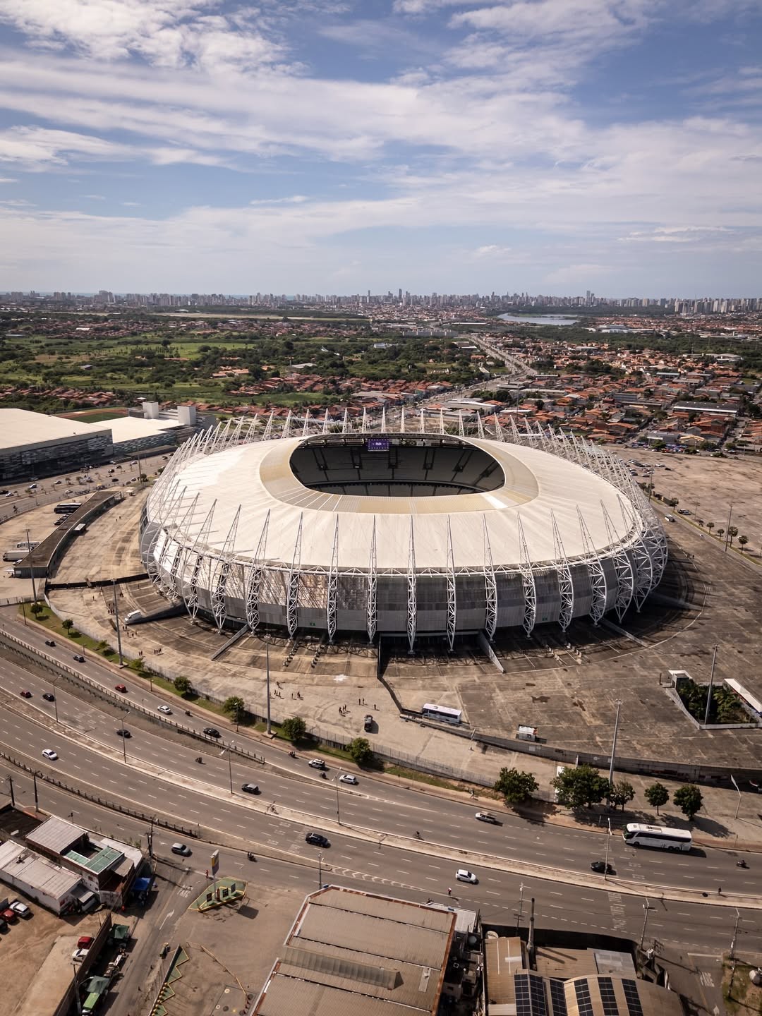 Finais Estaduais Agitam o Domingo no Futebol Brasileiro