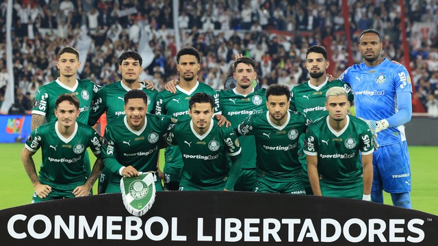 Time posado do Palmeiras antes de jogo contra a LDU