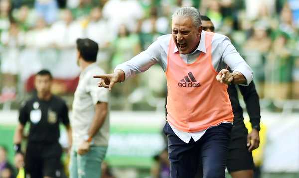 Lesões no elenco: Tite justifica poupar Pedro e De la Cruz.