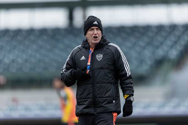 No Atlético-MG, Cuca cita busca sem alarde por reforços e avalia pré-temporada em Orlando