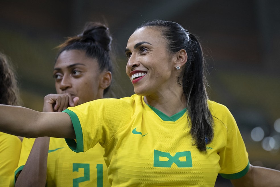 Seleção feminina de vôlei vence amistoso com Alemanha antes da estreia no  Mundial - Estadão
