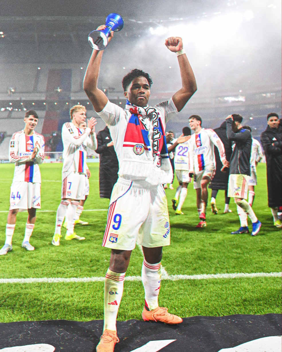 Endrick é eleito o melhor em campo na vitória do Lyon sobre o Brest — Foto: Divulgação/Ligue 1