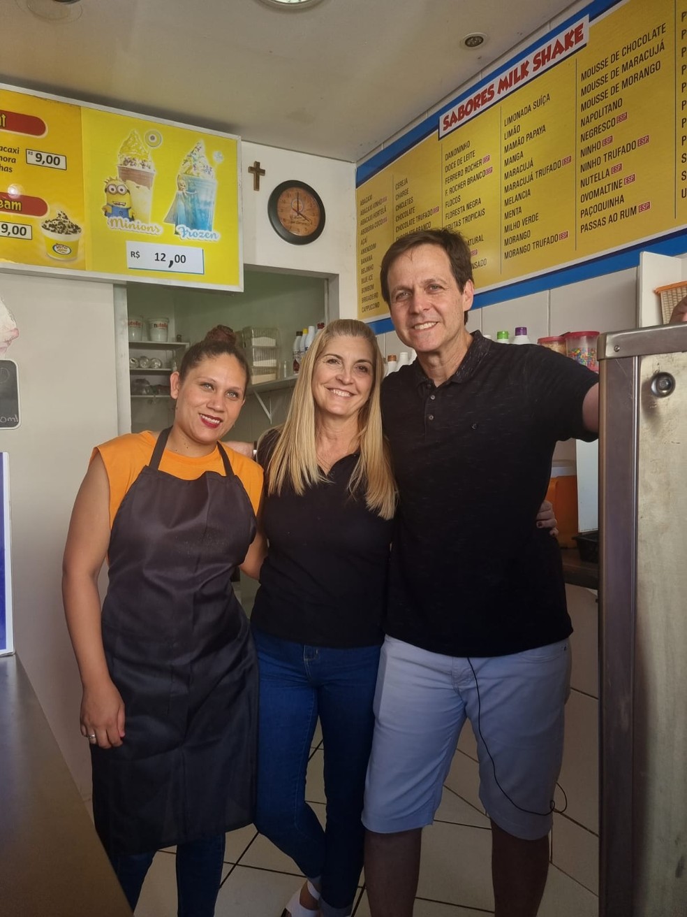 Pais de Beraldo abrem portas de sorveteria para elenco do São