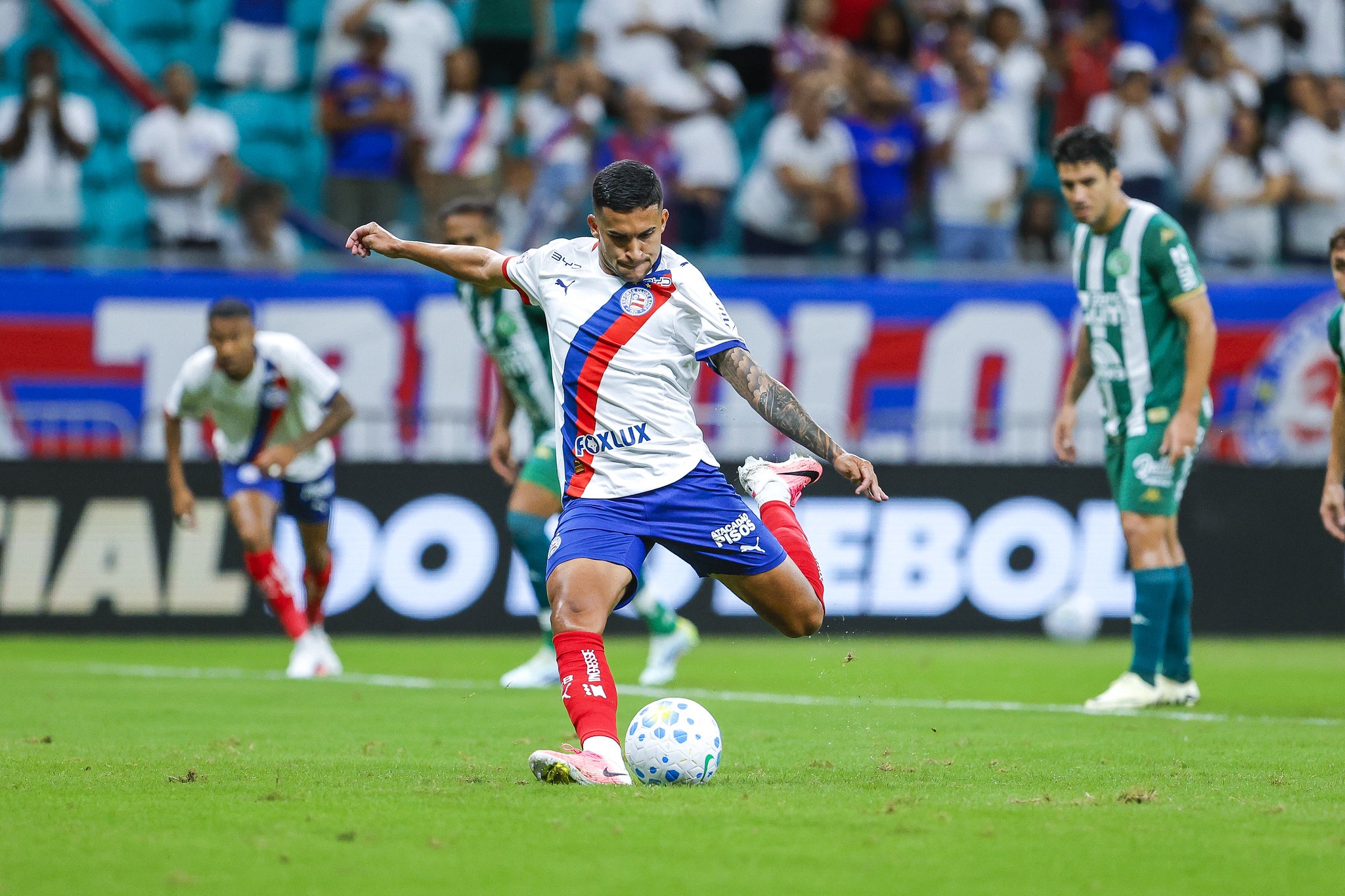 Atuações do Bahia: Rodrigo Nestor aproveita chance como titular com bolas paradas decisivas