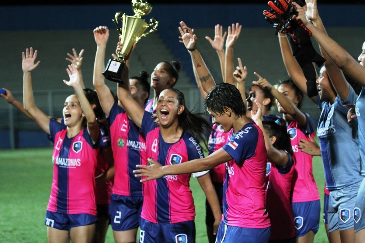 3B vence o Iranduba nos pênaltis e é campeão do Torneio Início do ...