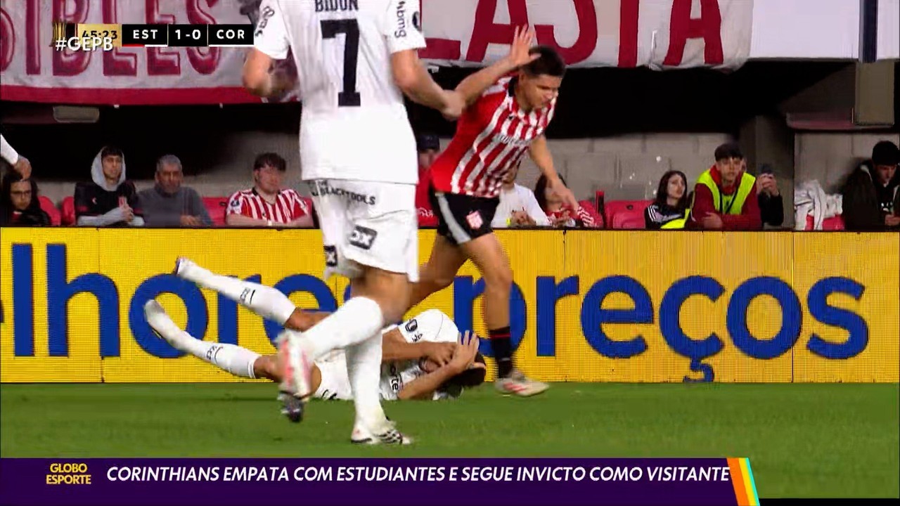 Estudiantes pede suspensão de Memphis após gesto em jogo contra o Corinthians
