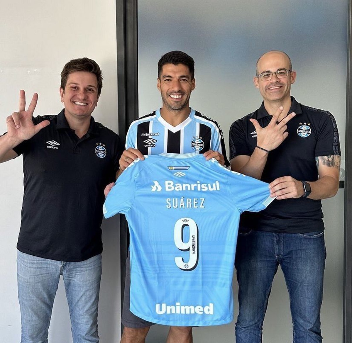 Umbro Gremio Away 2022 Jersey Suarez 9