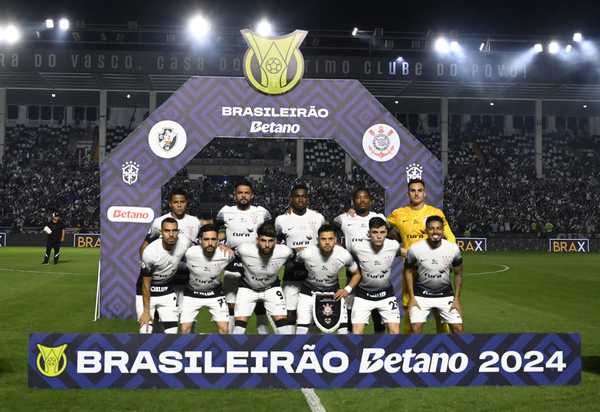 Desempenho ofensivo do Corinthians é frustrante na derrota para o Vasco