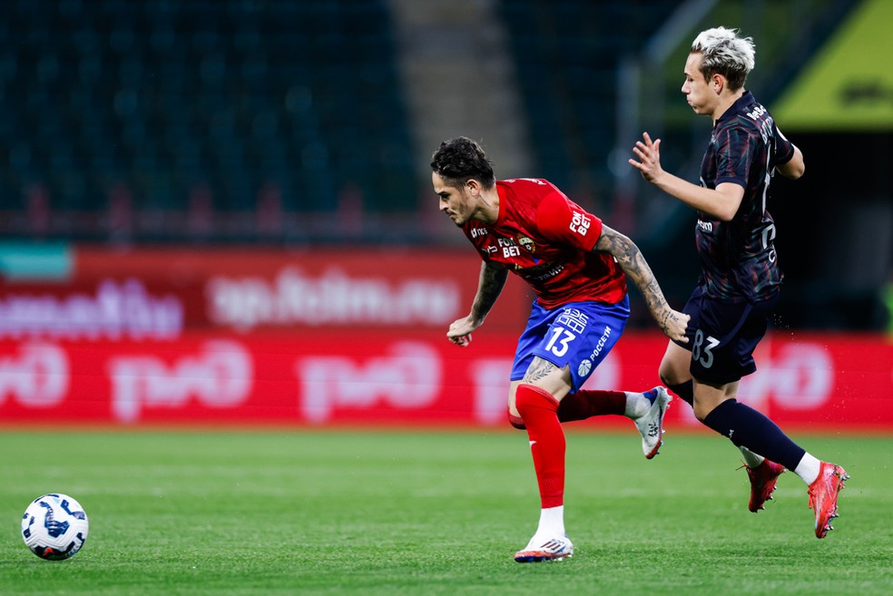 Khellven em campo pelo CSKA, da Rssia  Foto: Aksenova A./Divulgao