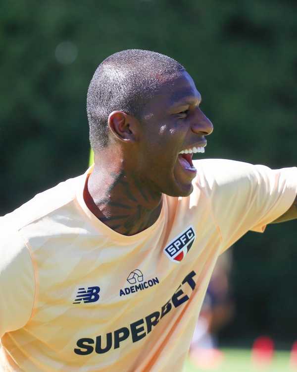 ACORDO! São Paulo quita dívidas pessoais de Arboleda em acordo por renovação
