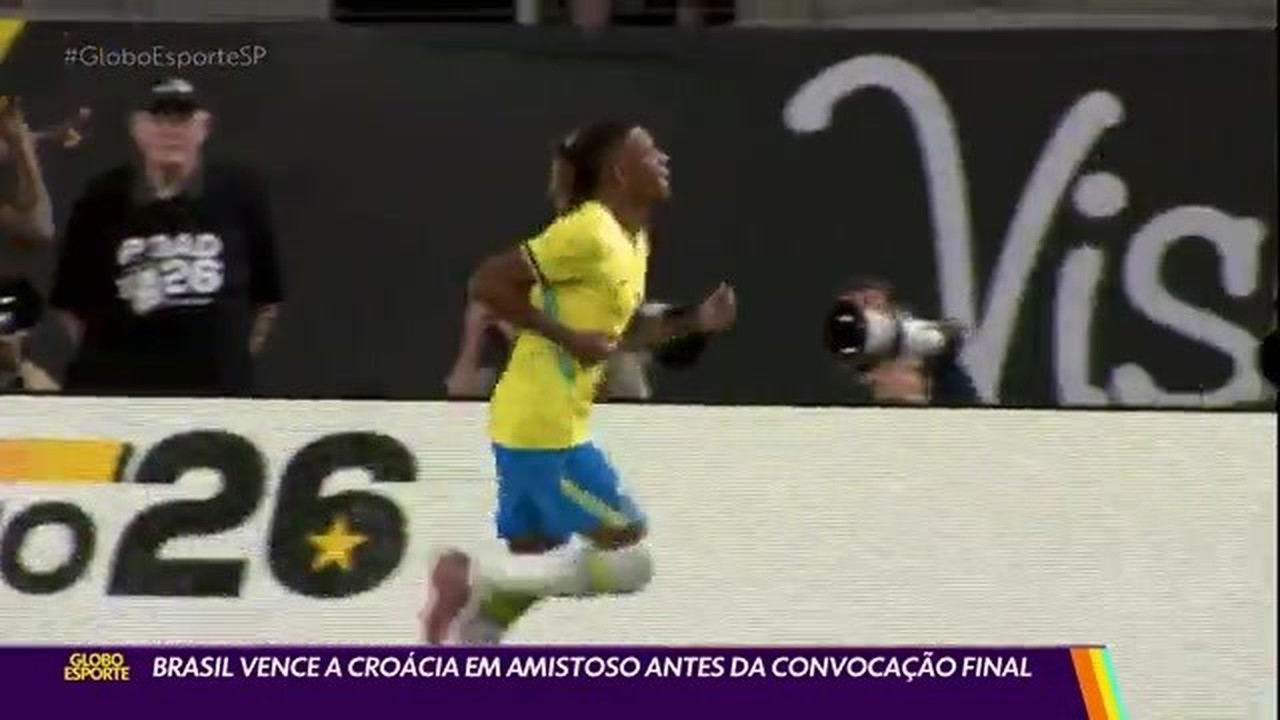 Luka Modric em campo, símbolo da resiliência croata