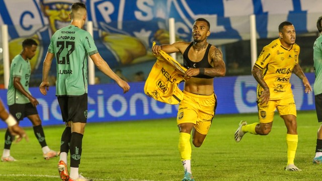 Paysandu x Amazonas Série B Matheus Serafim