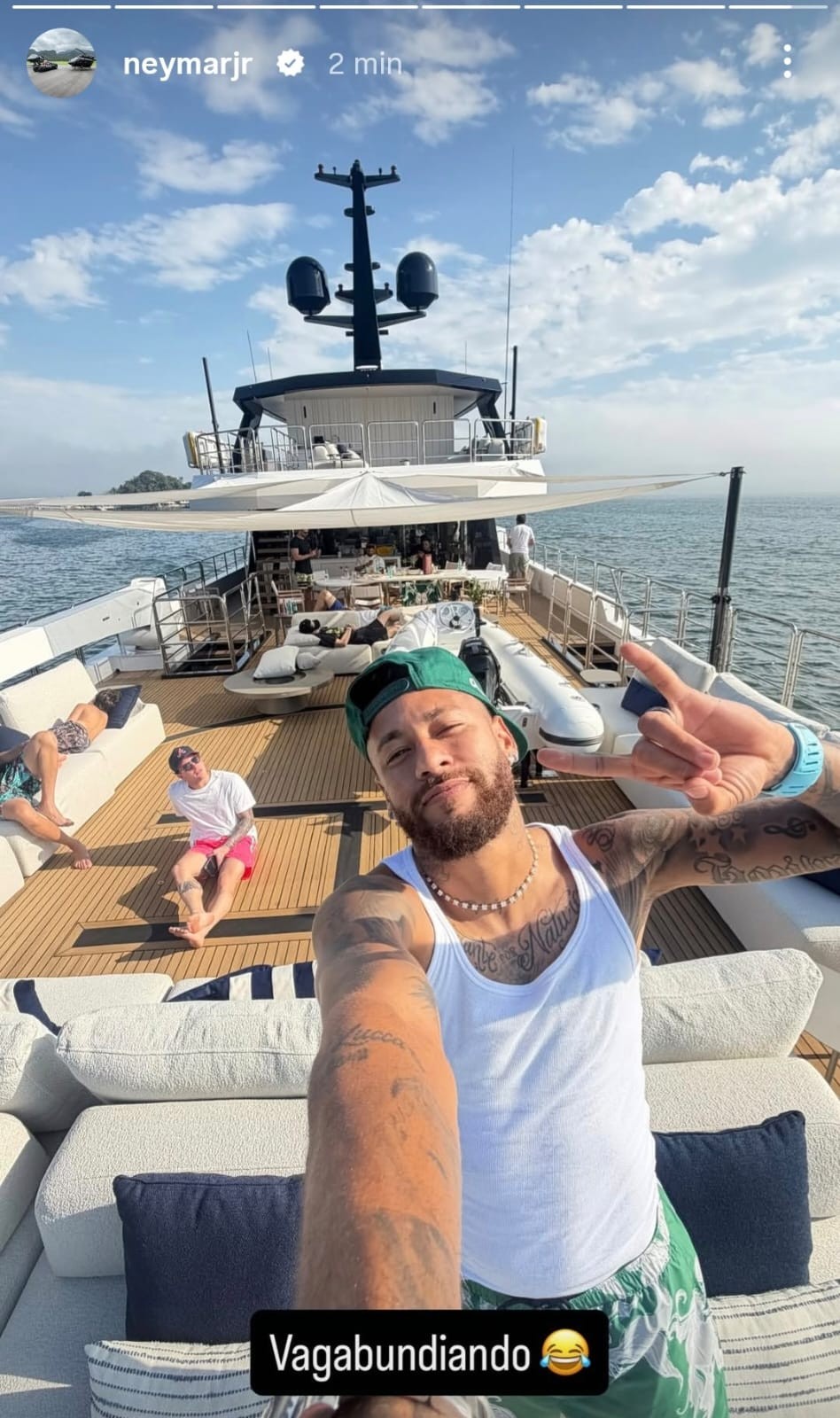 Neymar responde ofensa de presidente do Remo com foto em iate: "Vagabundeando"