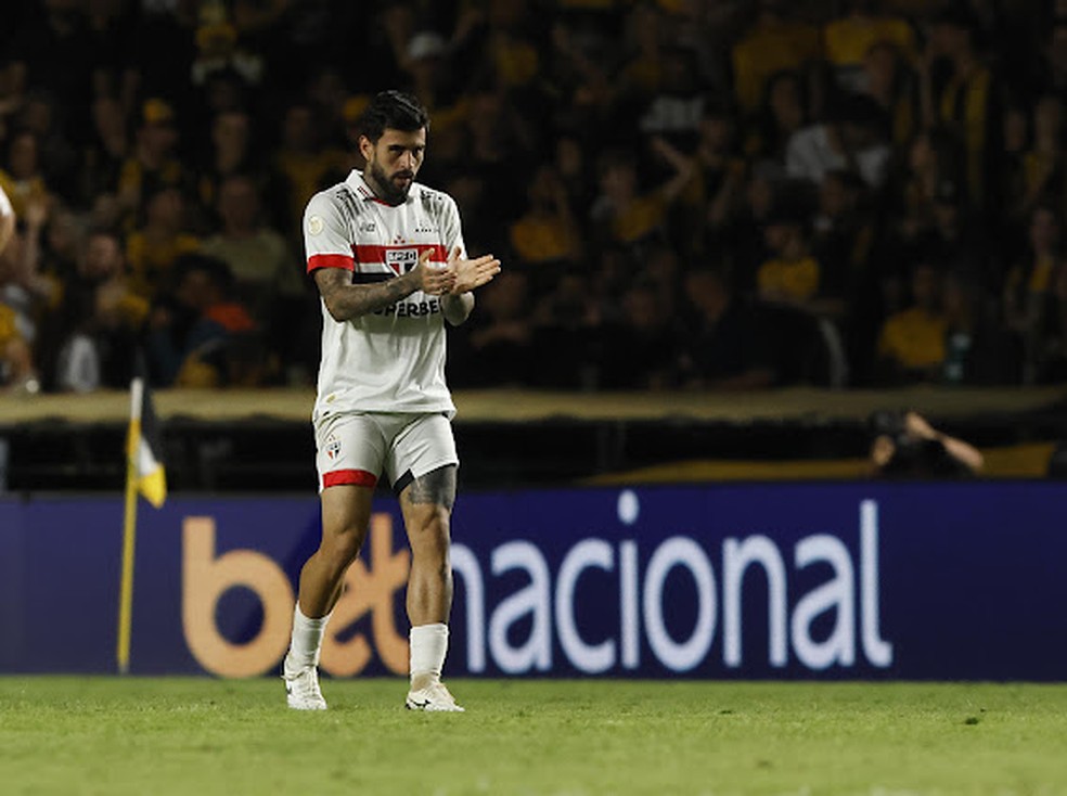 VAI RENOVAR! Liziero brilha e renovação com São Paulo está a caminho! Tricolor avança nas negociações para segurar o meia